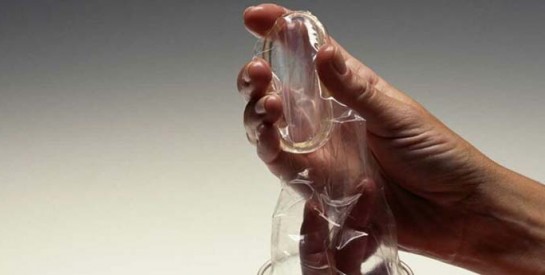 Elle invente un préservatif féminin avec des dents pour lutter contre les viols. Une bonne idée ?